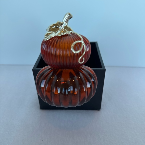 Bath & Body Works Fluted Pumpkin 24/7 Nightlight Wallflower Fragrance Plug - Picture 7 of 8